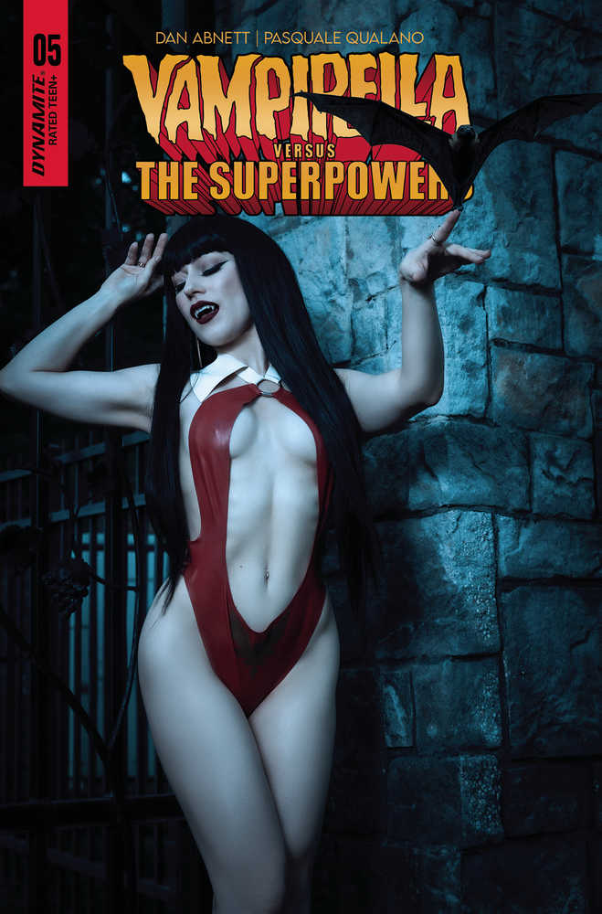 Vampirella vs Superpowers